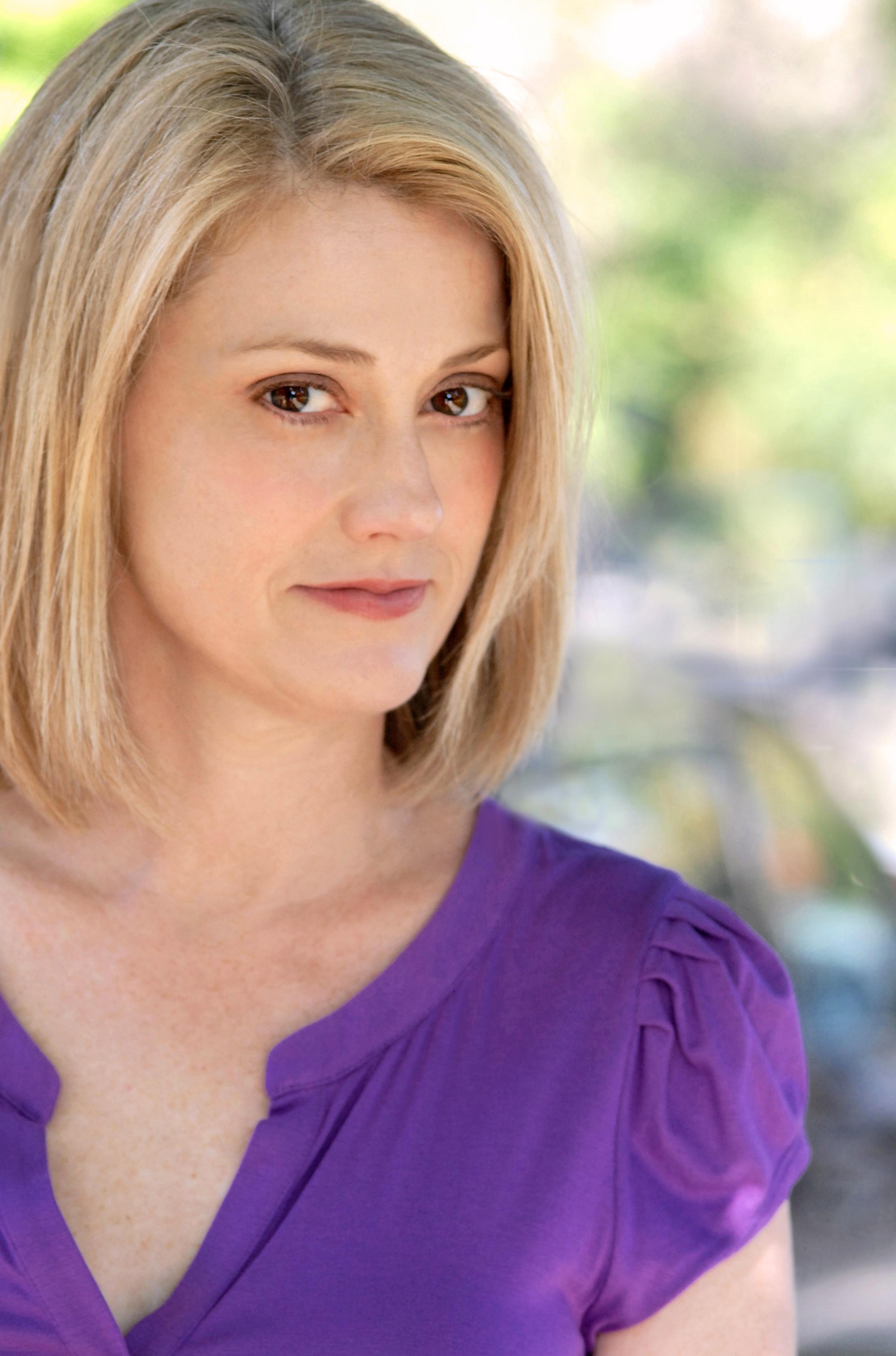 Caroline Hall image