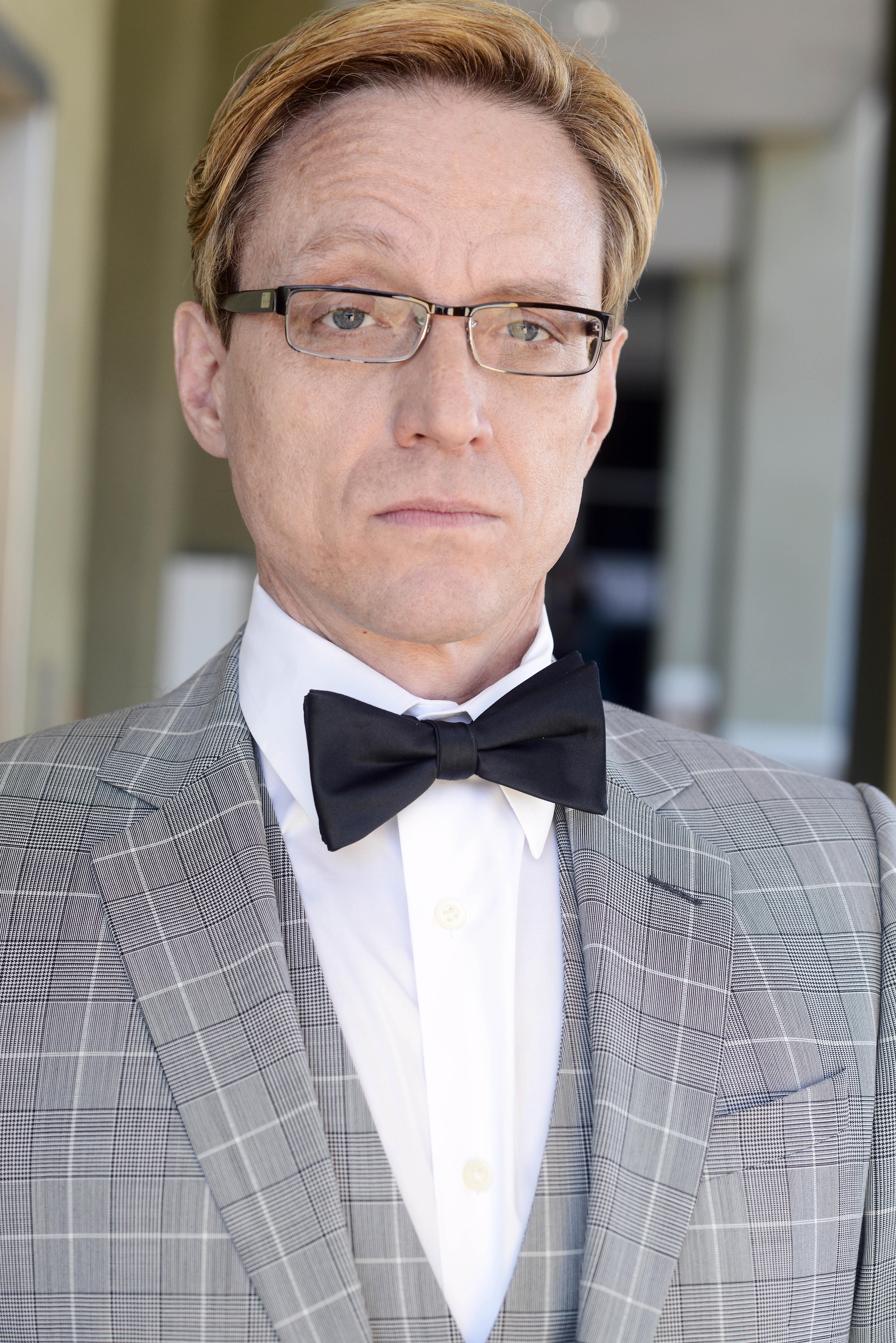 Eric Bunton image