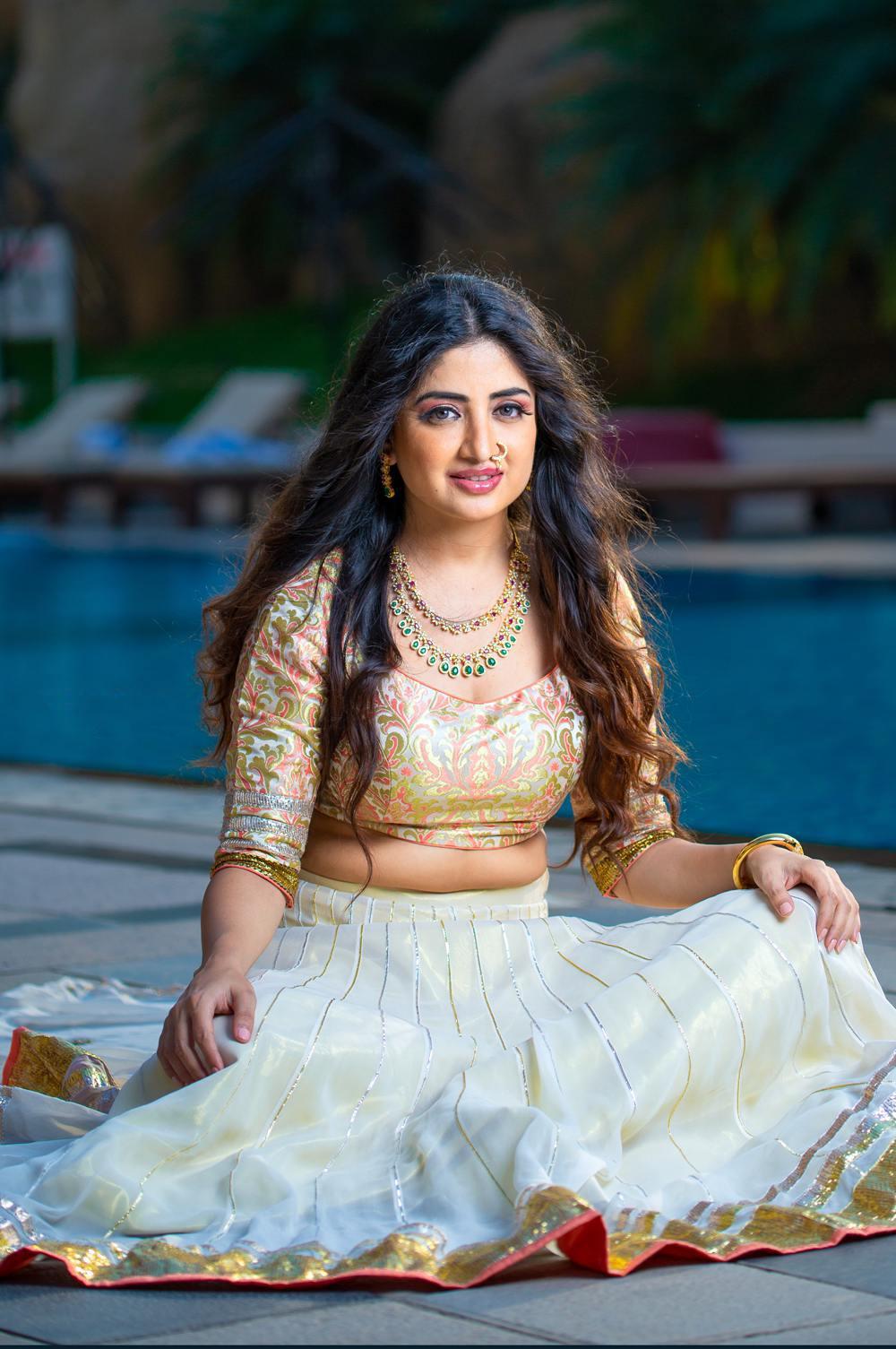 Poonam Kaur image