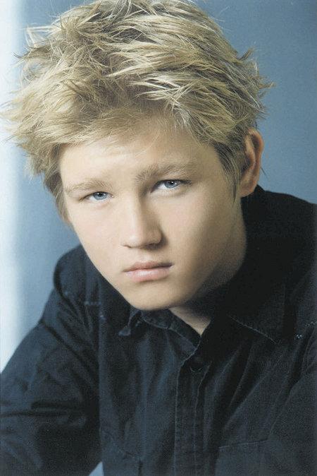 Evan Ellingson image