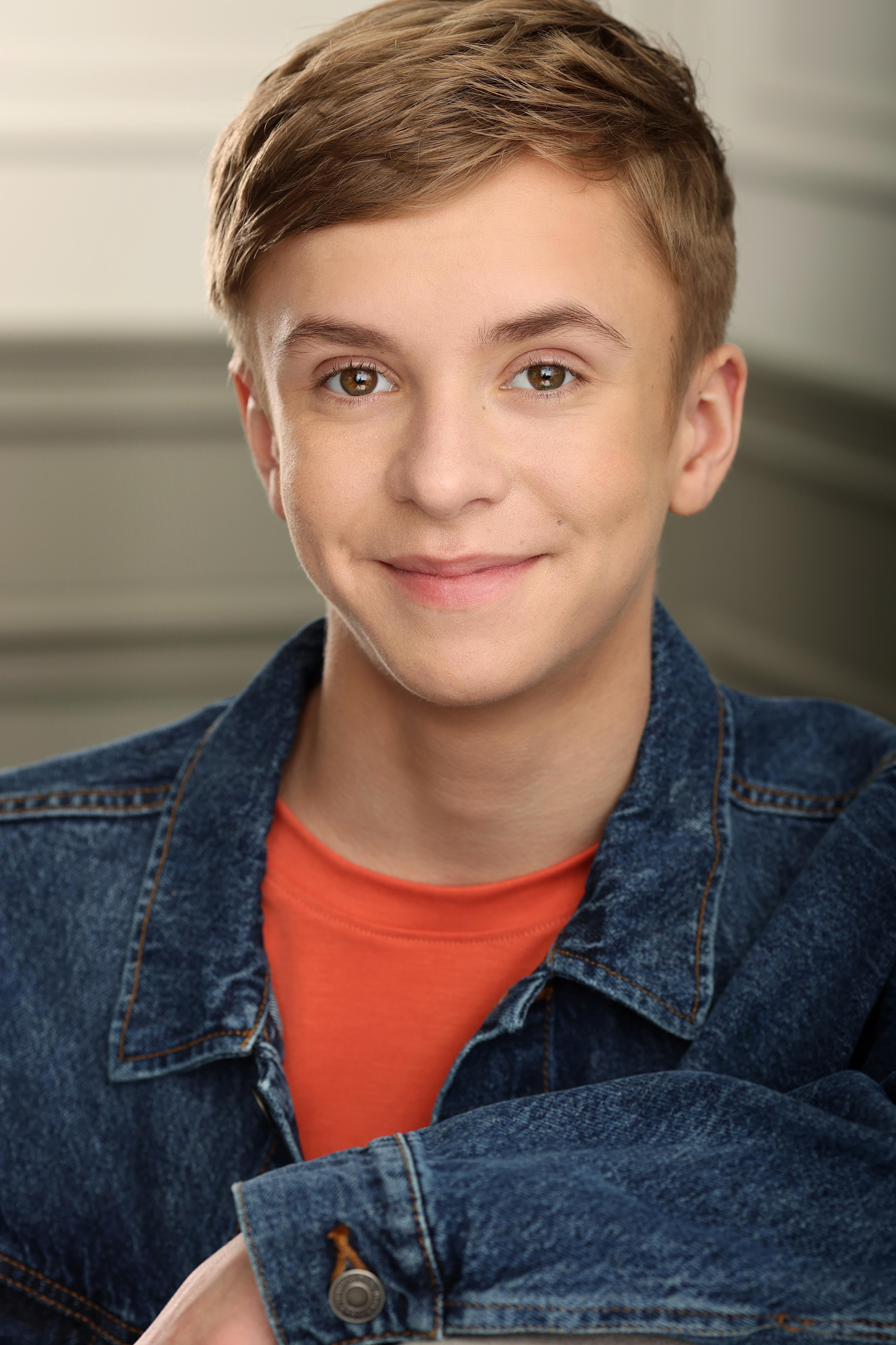 Jeffery Benson image