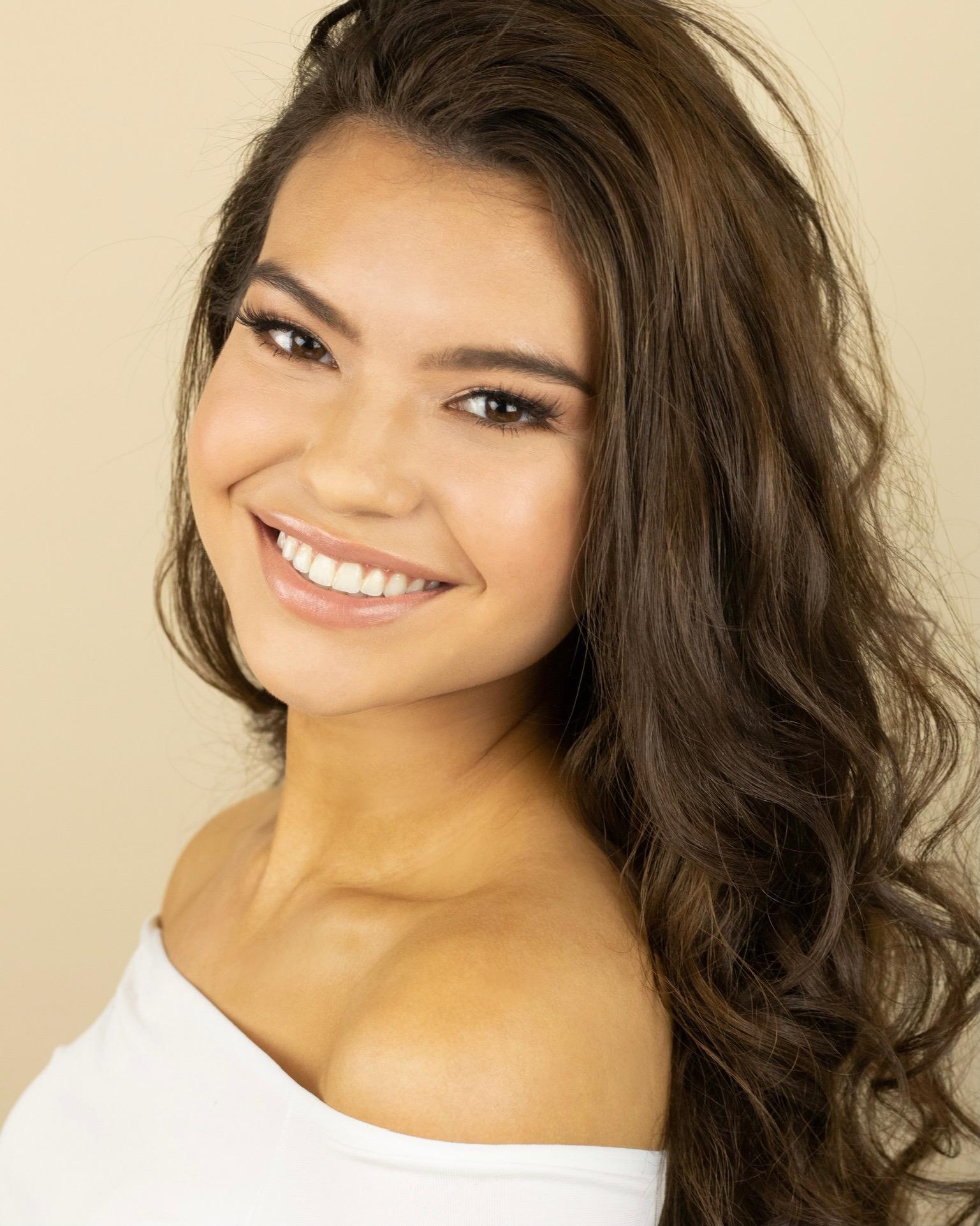 Leela Owen image