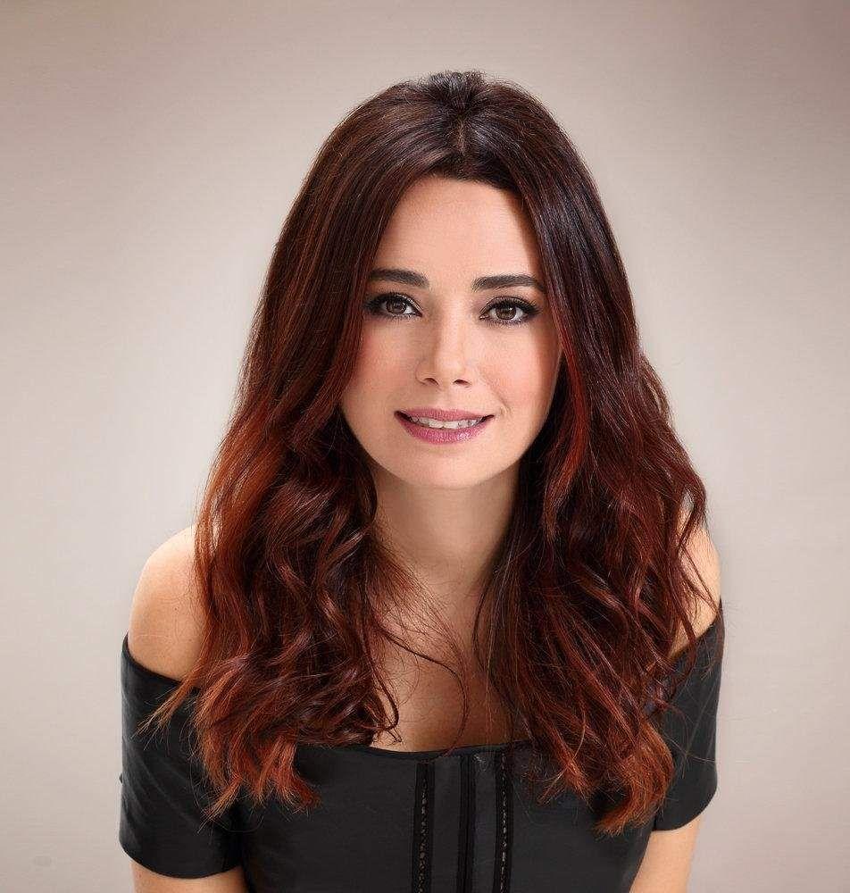 Özgü Namal image