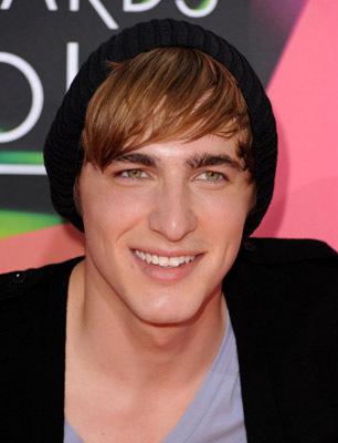 Kendall Schmidt image
