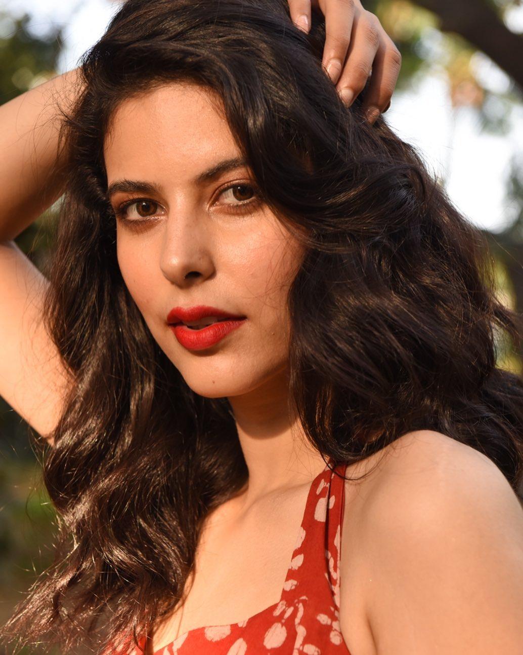 Saloni Khanna image