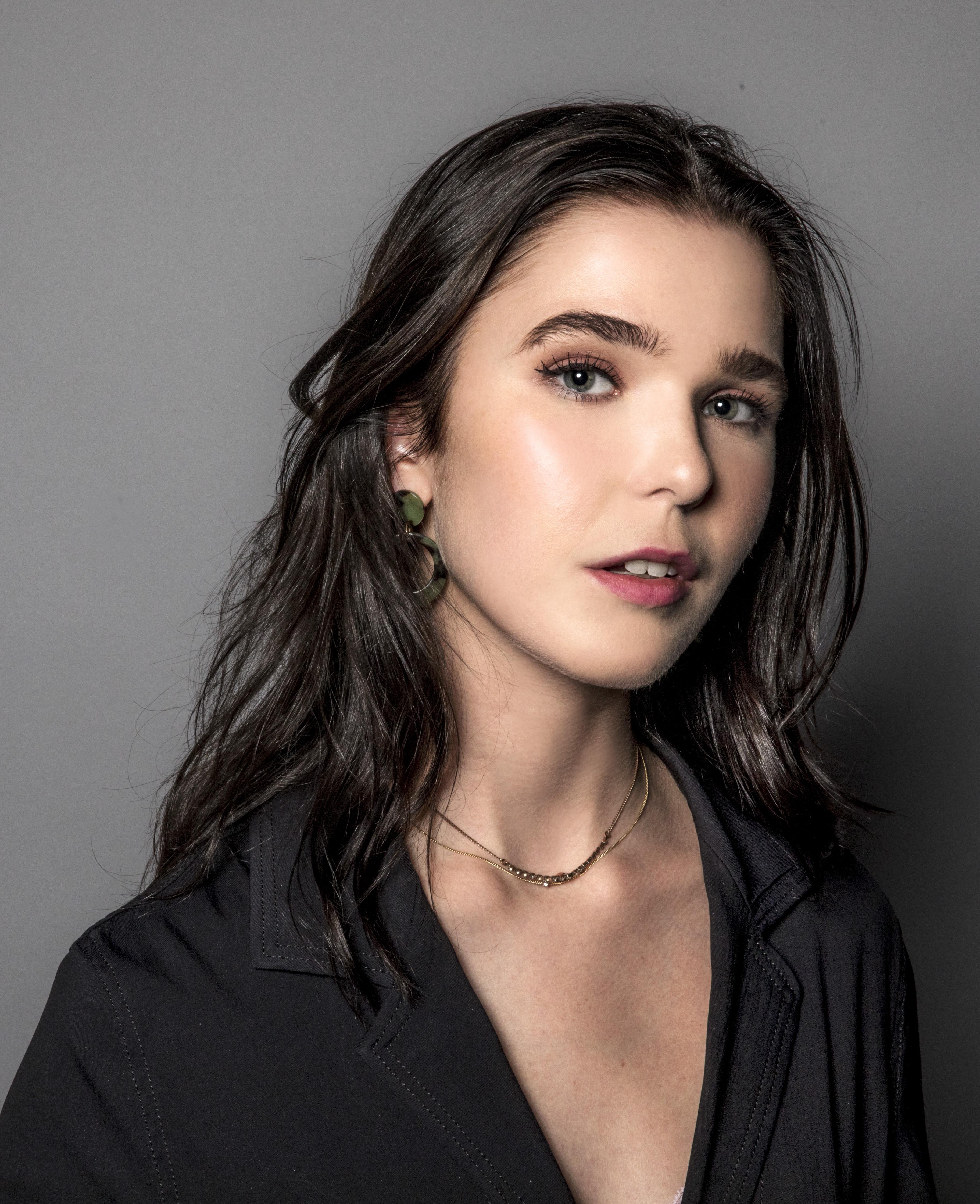 Julia Heveus image