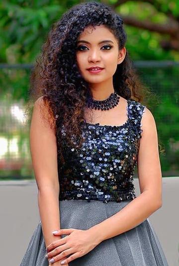 Anna Ben image