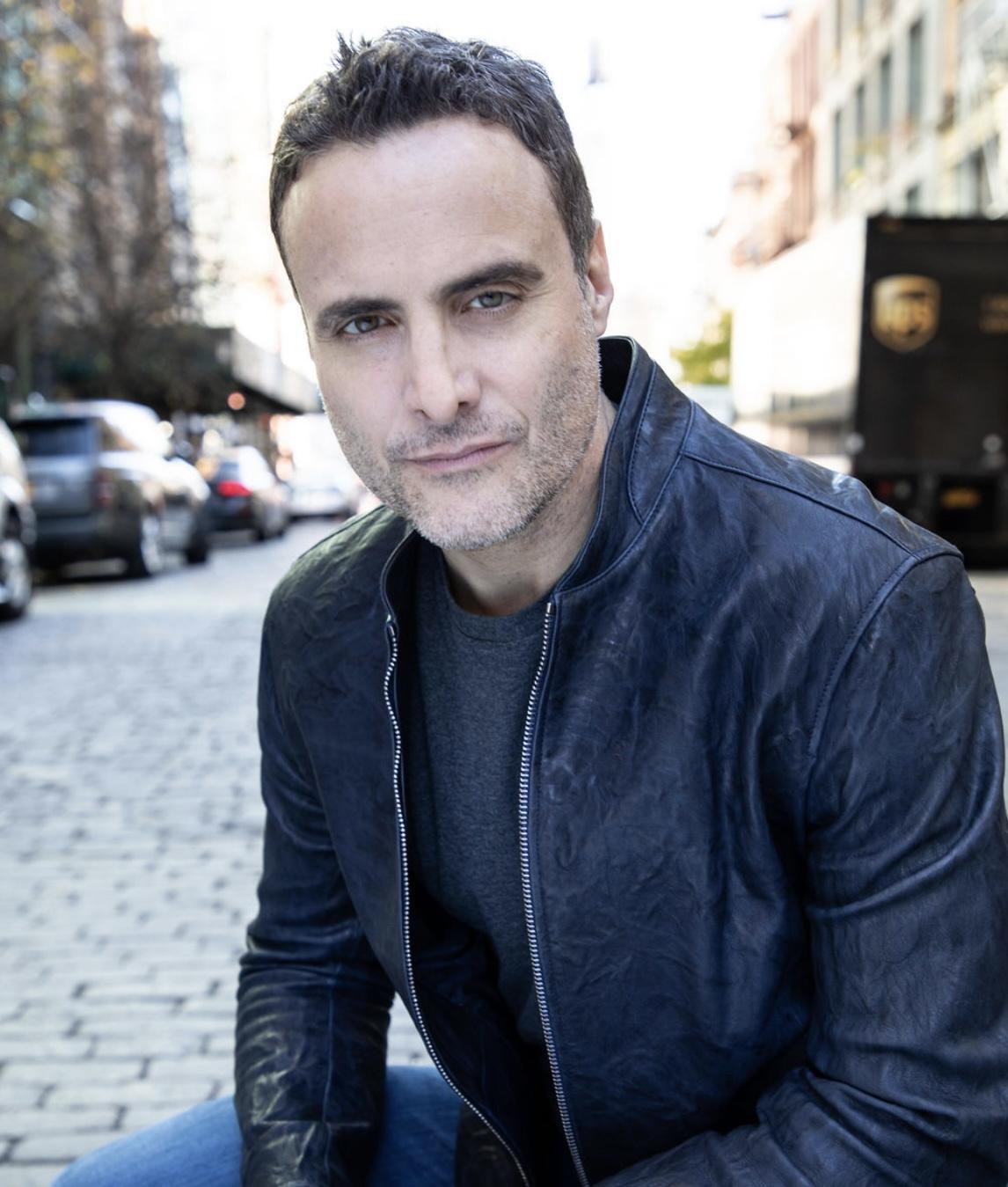 Dominic Fumusa image