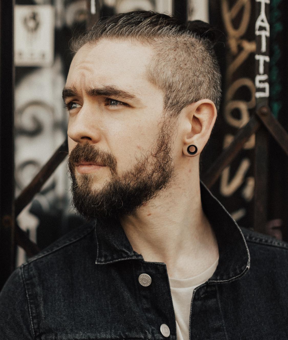 Seán McLoughlin image