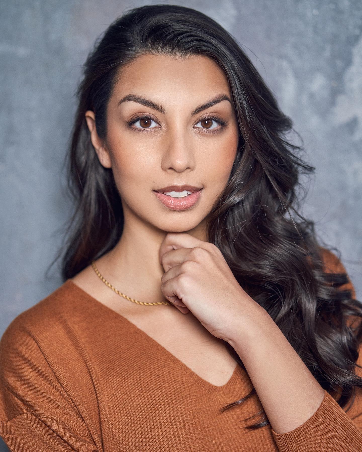 Zoha Rahman image