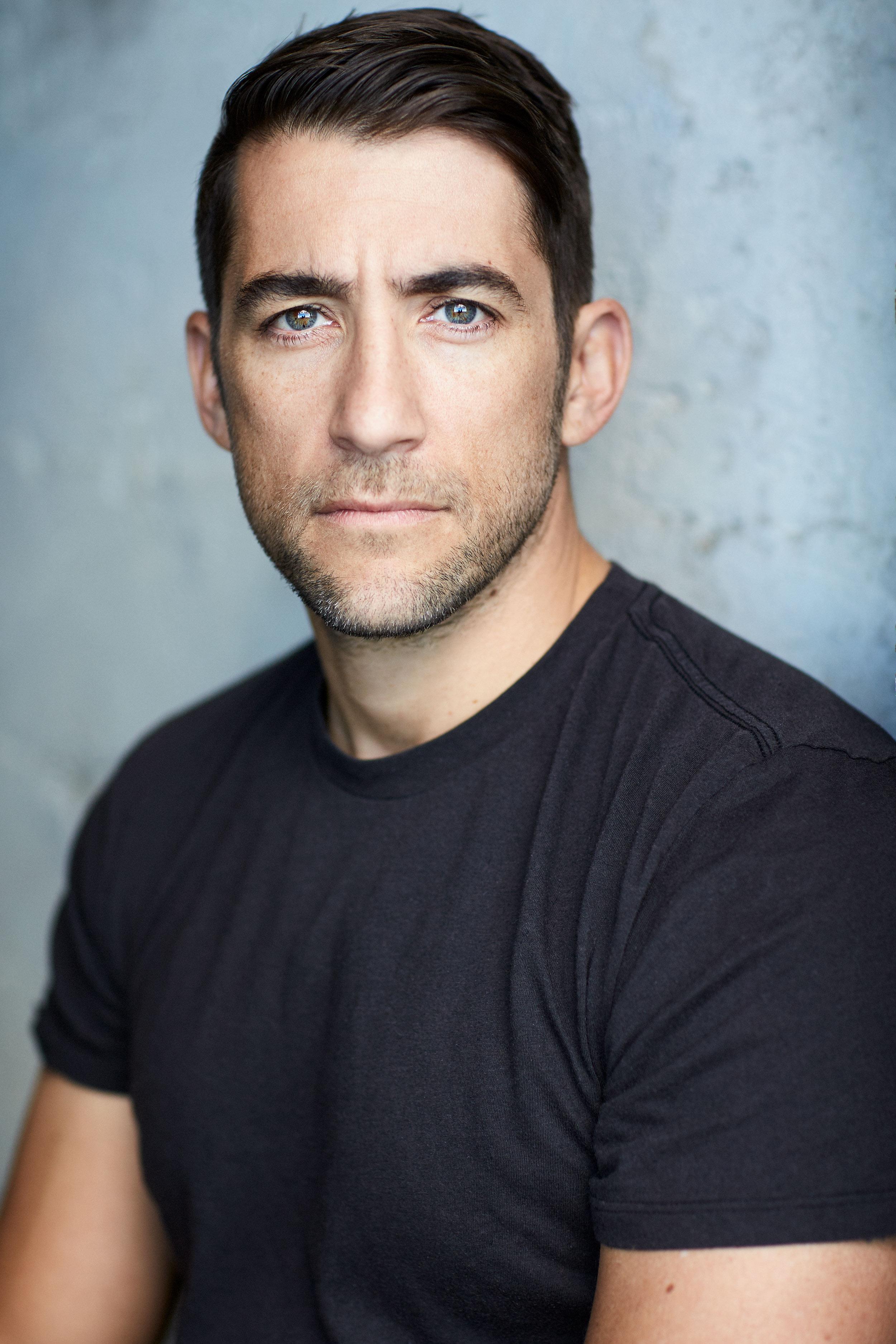 Jonathan Togo image