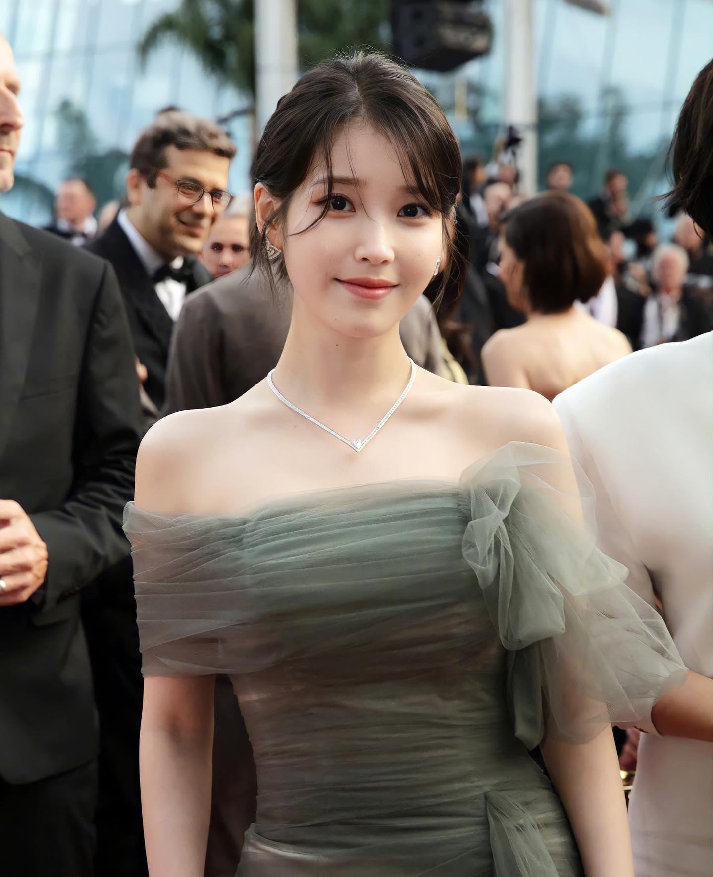 IU image