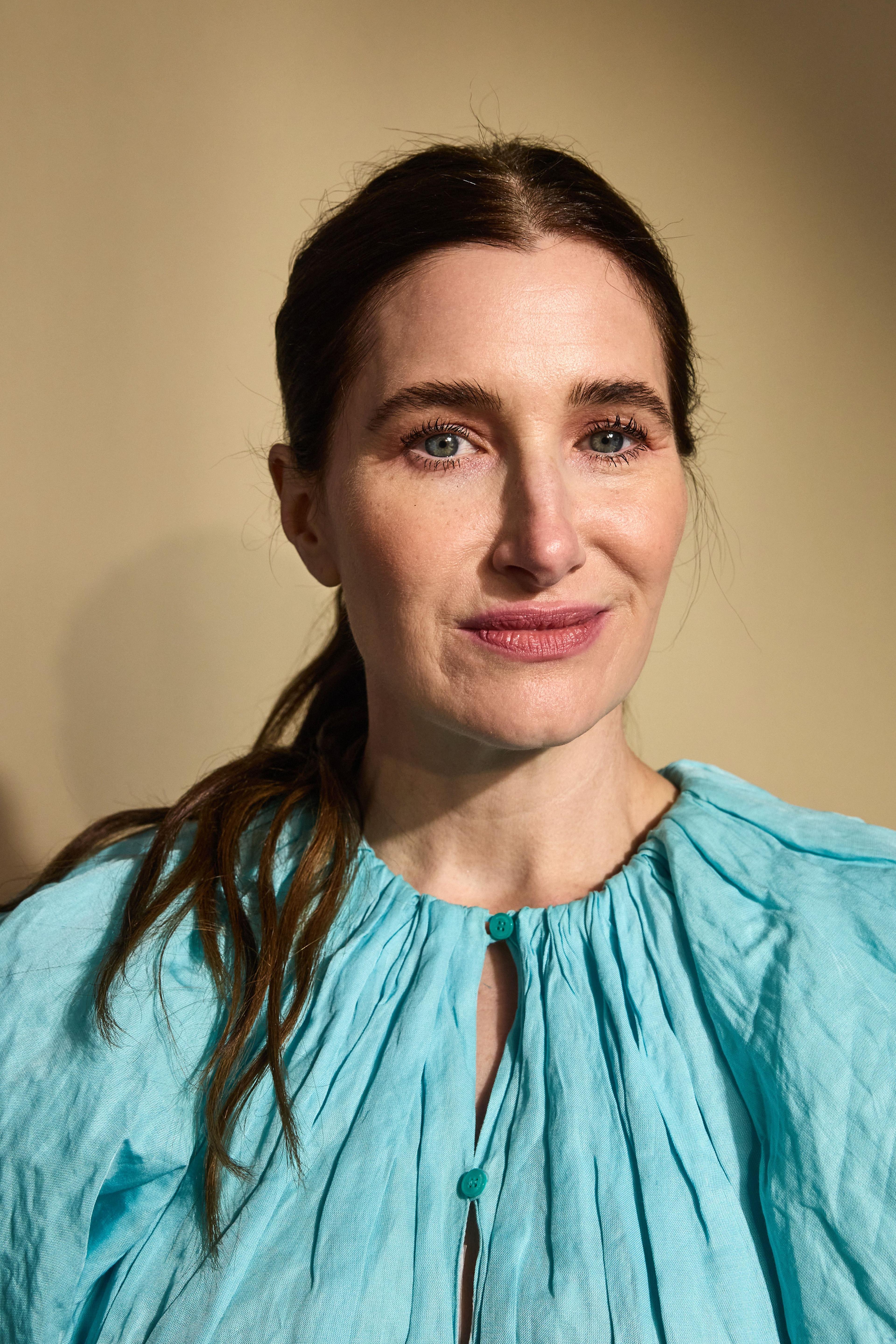 Kathryn Hahn image