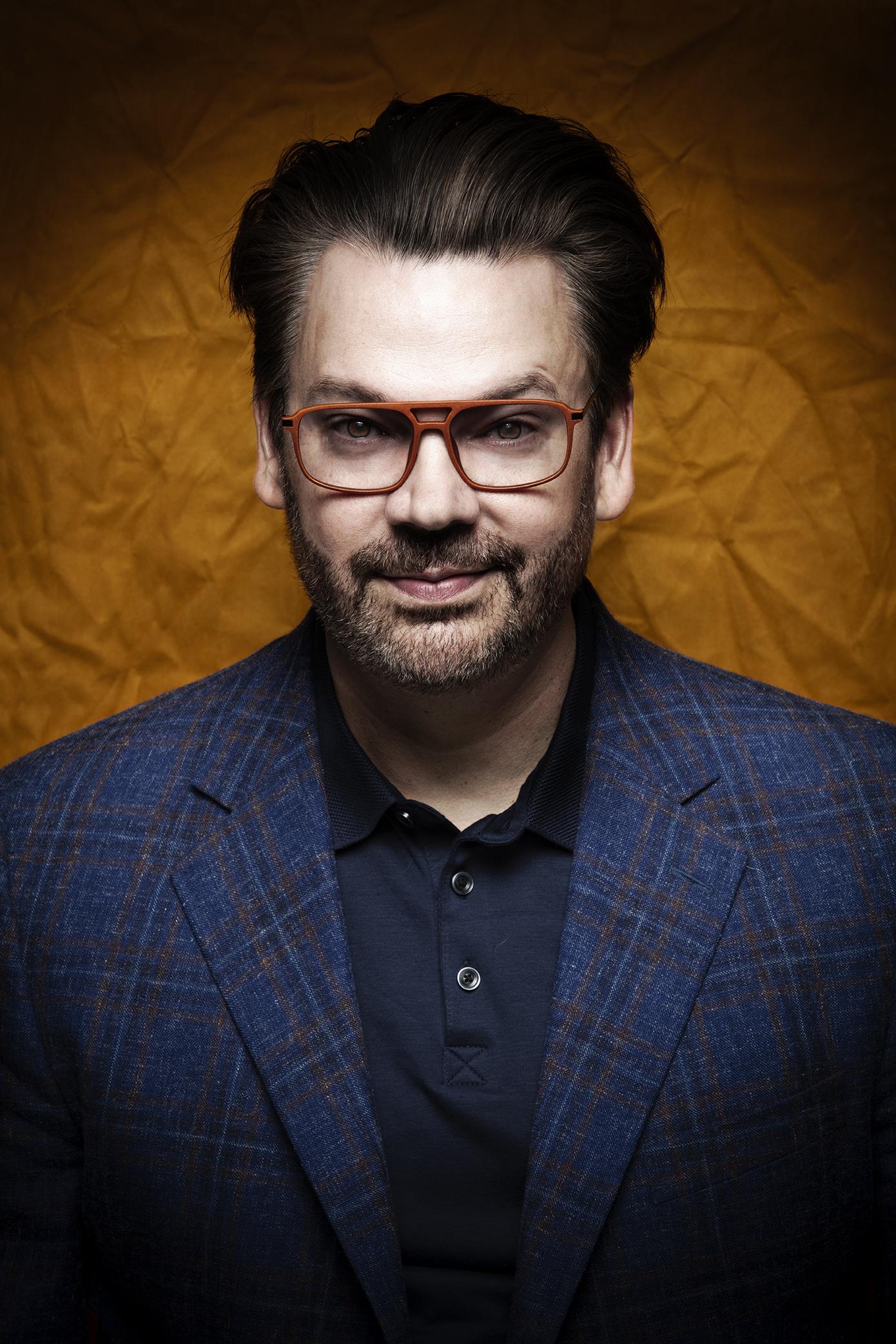 Derek Hughes image