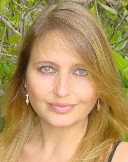 Eva Gray image