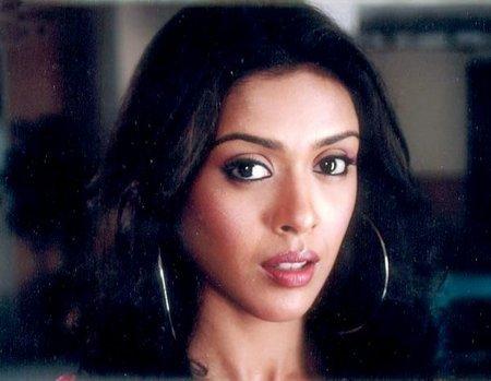 Hrishitaa Bhatt image