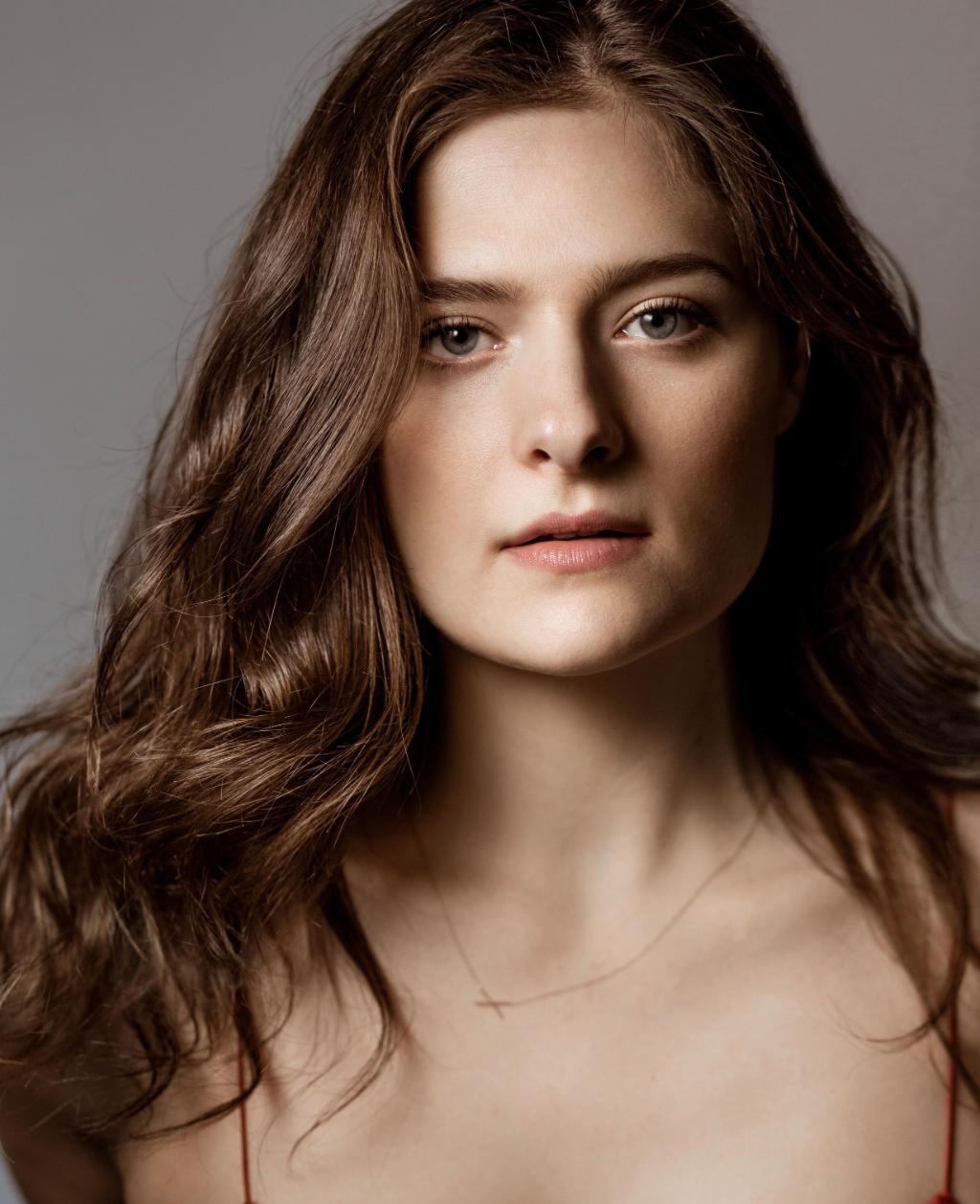 Louisa Jacobson image