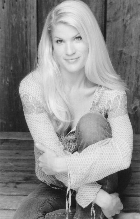 Sarah Plommer image