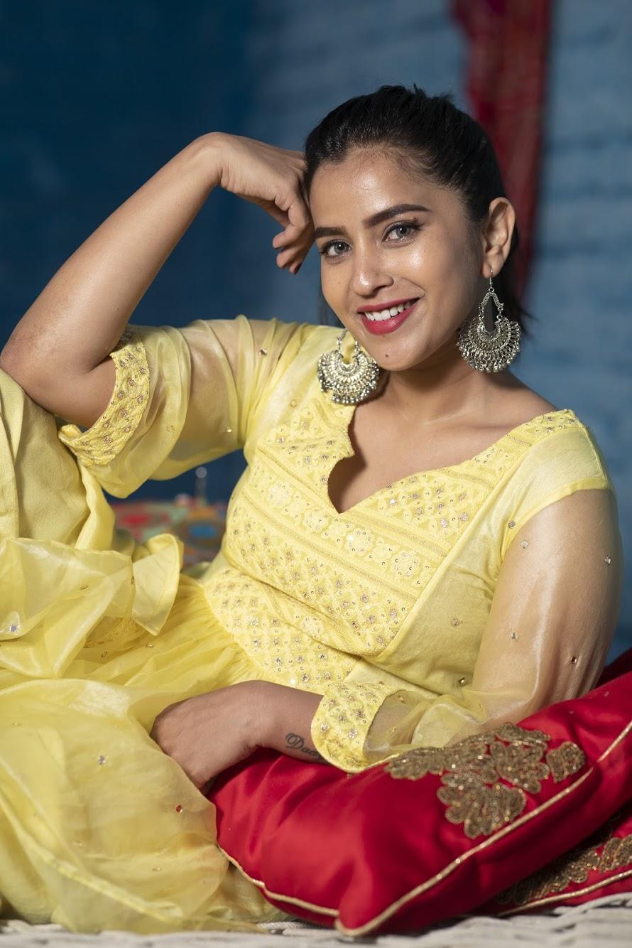 Komalee Prasad image