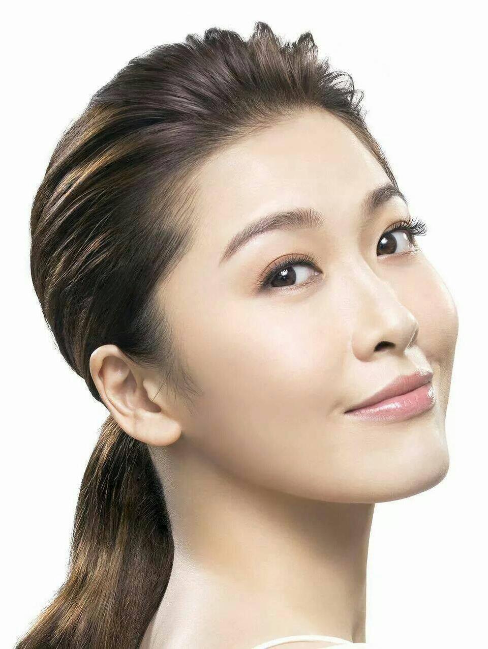 Niki Chow image