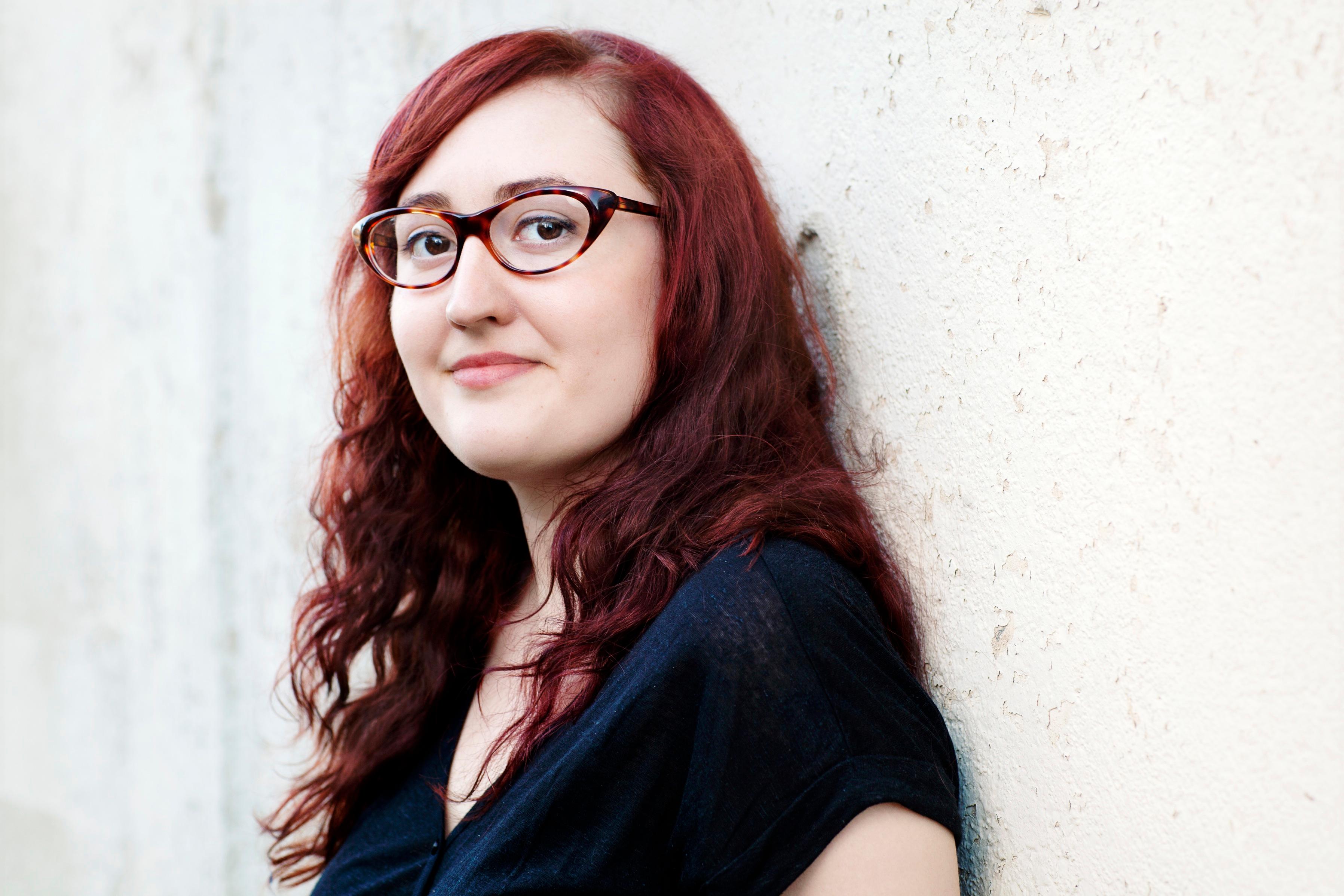 Emily Heller image