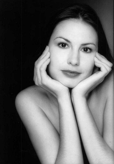 Delanna Studi image