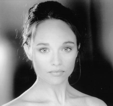 Kendra Waldman image