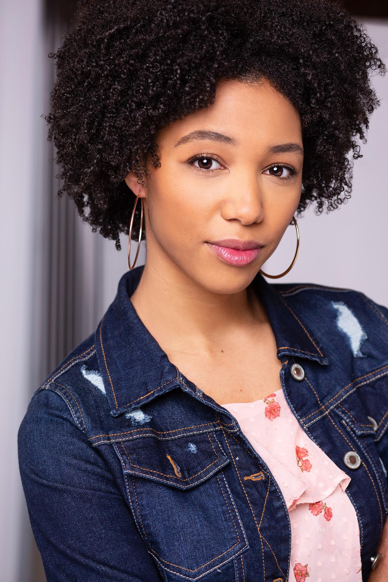 Angelie Simone image