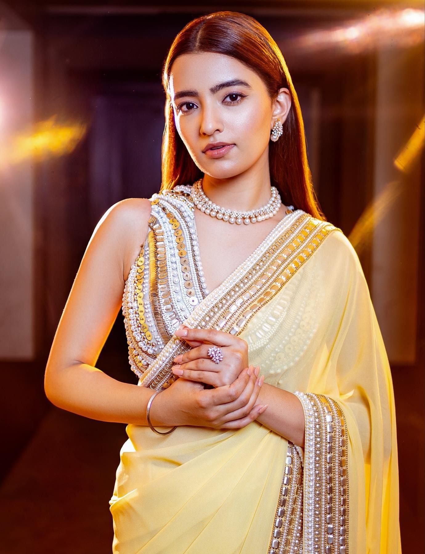 Rukshar Dhillon image