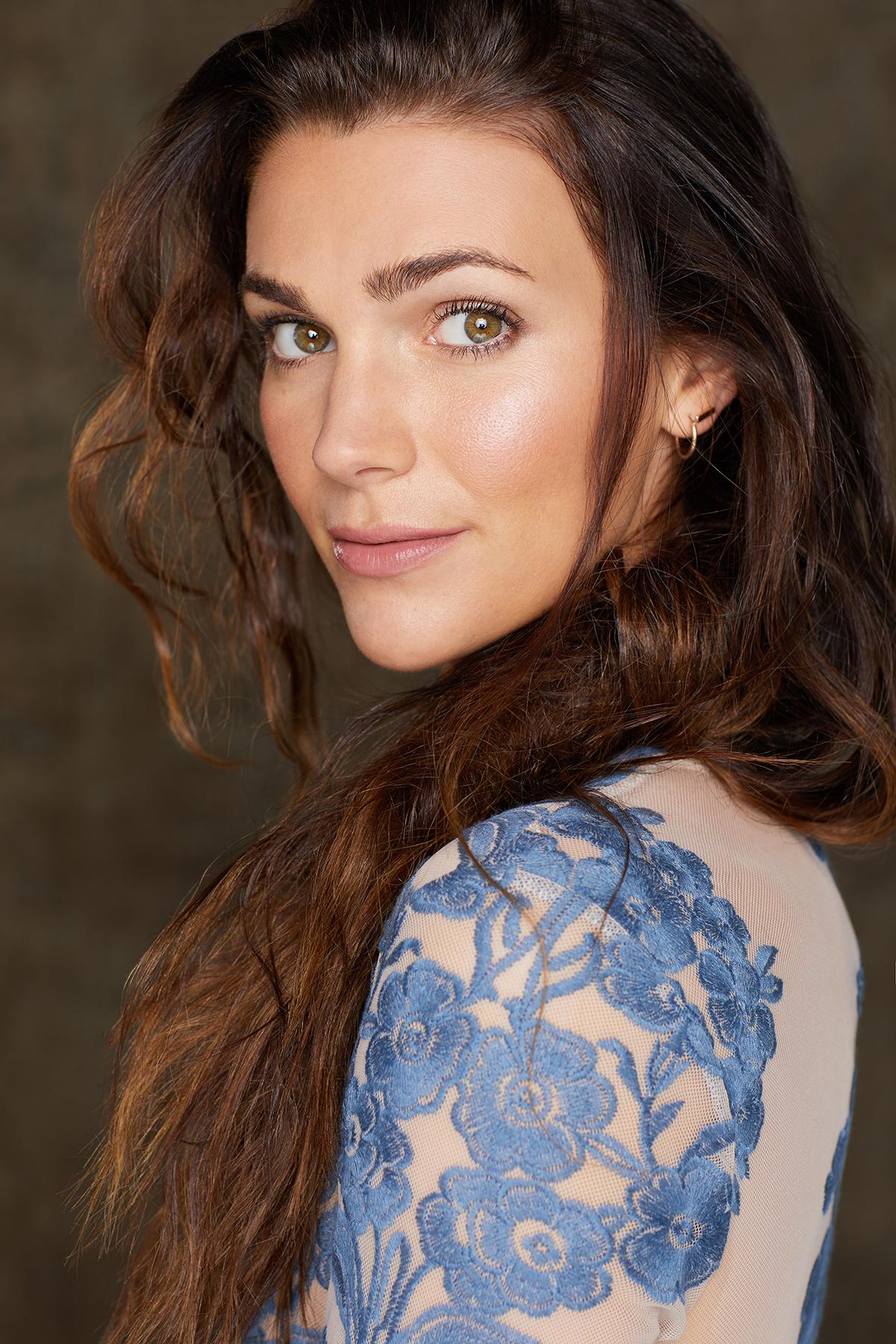 Katie Gibbons image