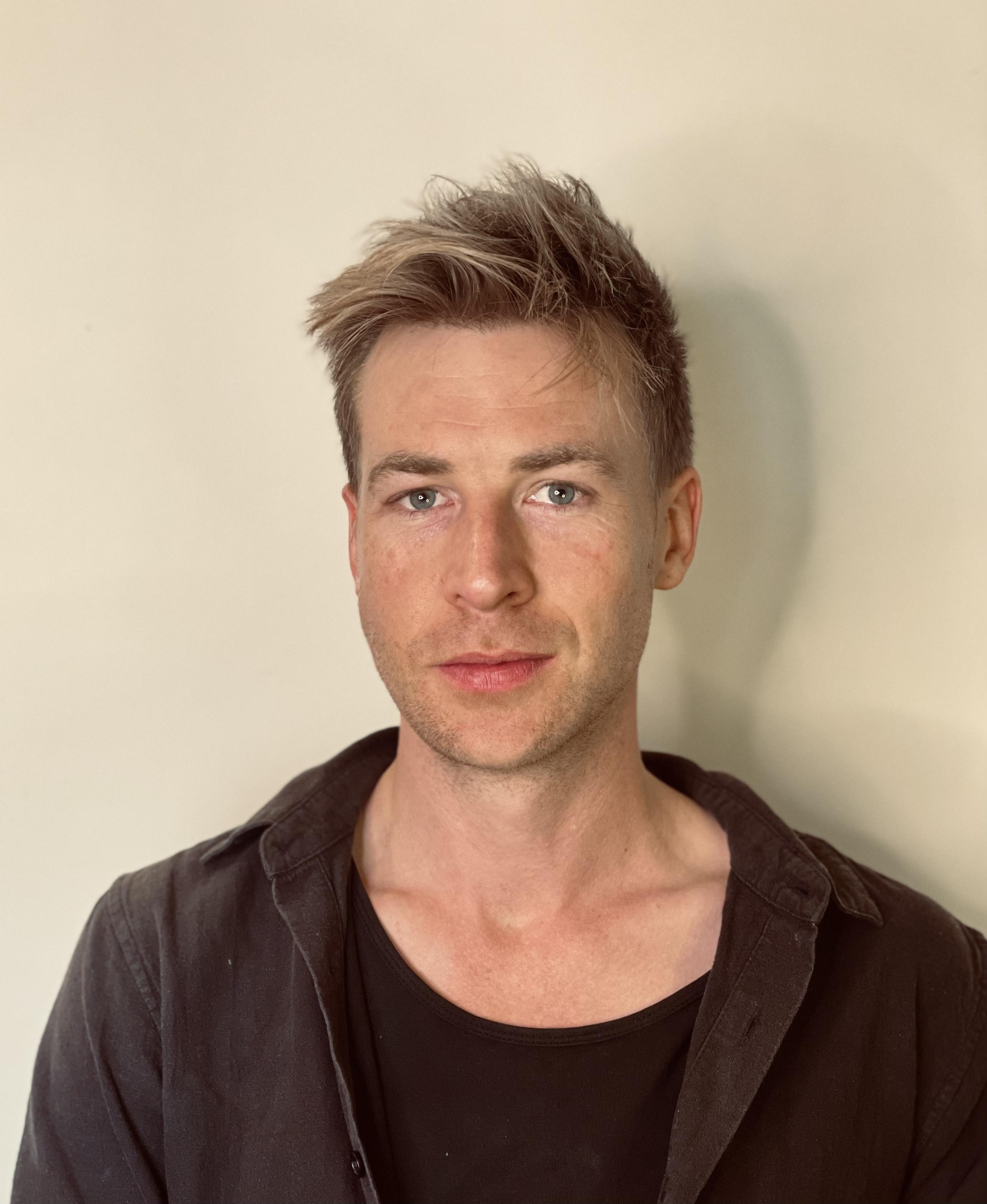 Angus McLaren image