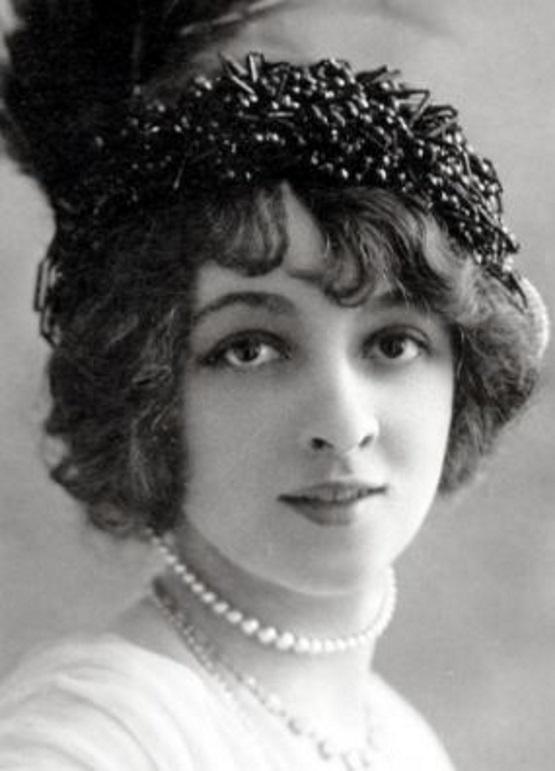 Jane Renouardt image