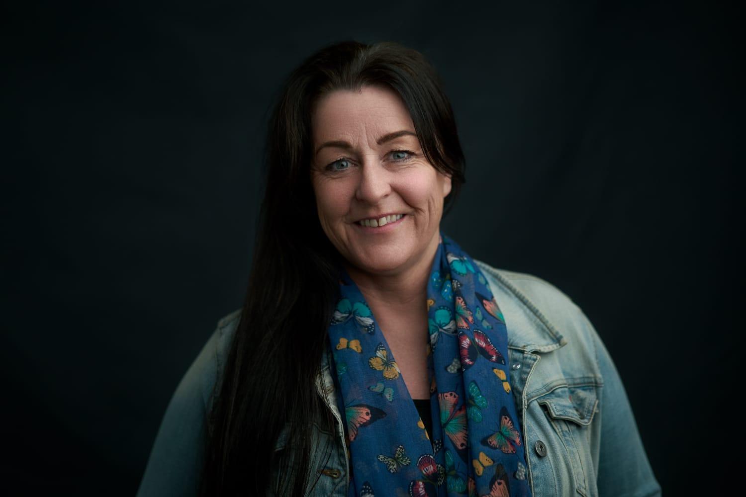 Jo Barker image