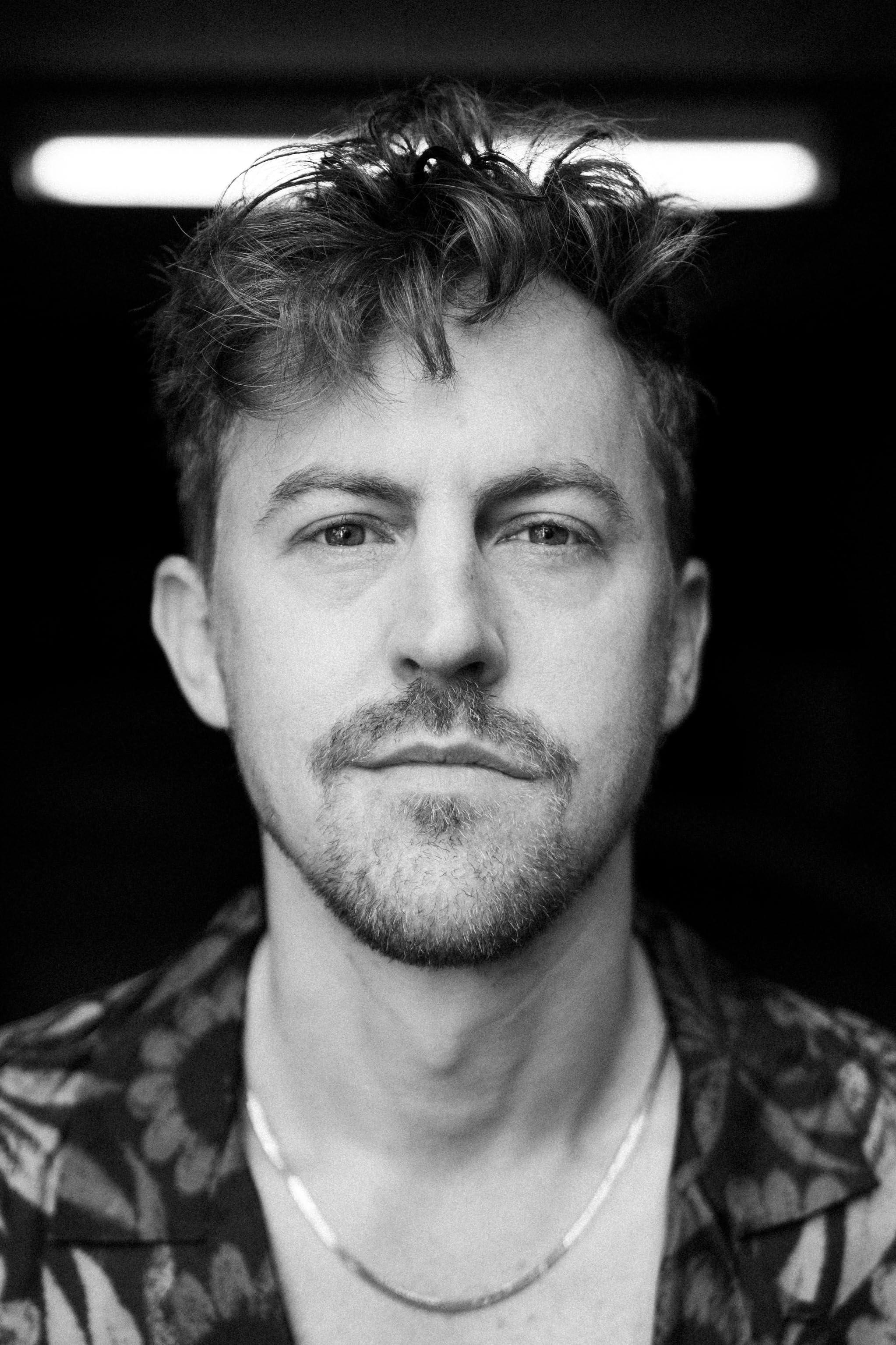 Alex Moffat image