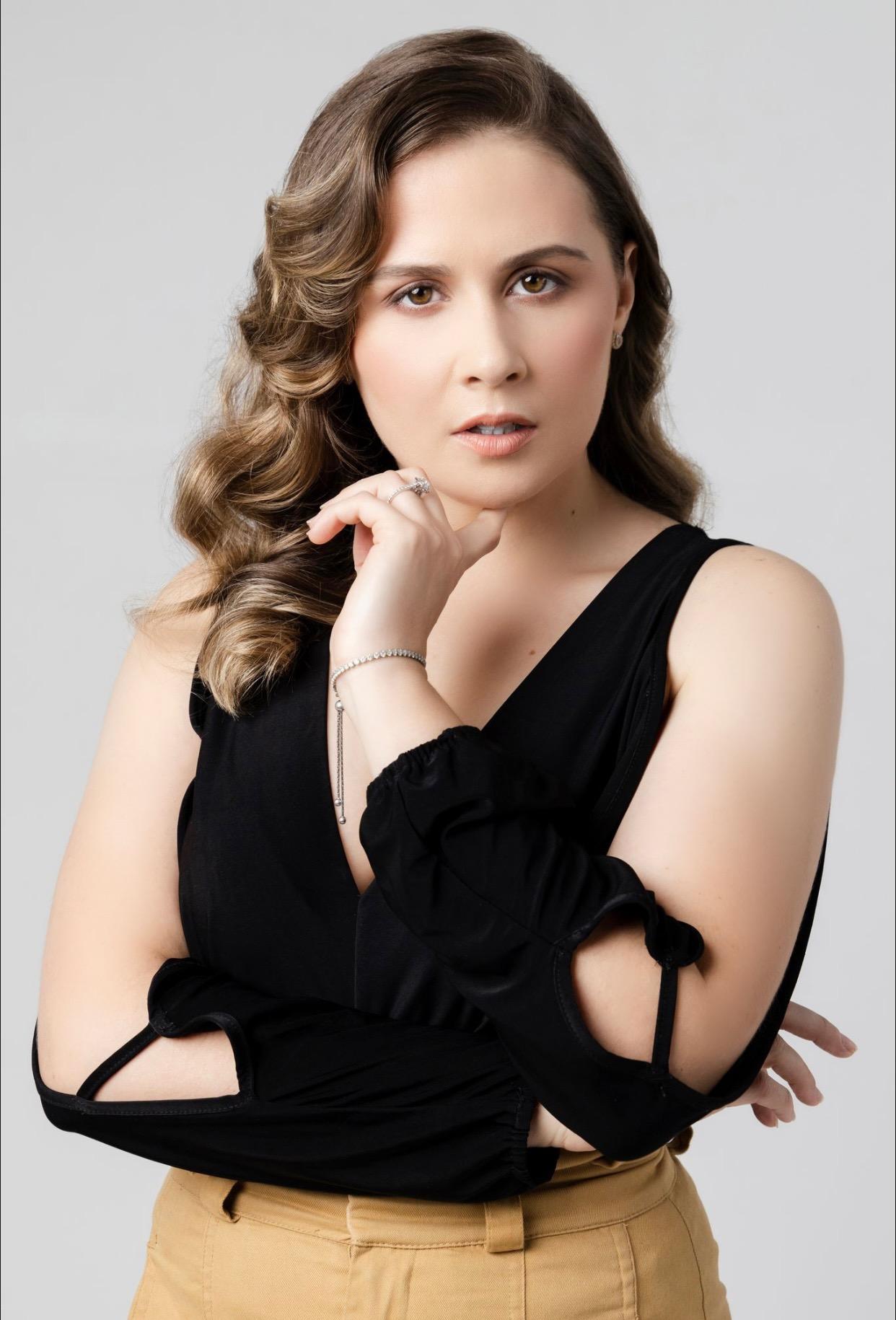 Mollie Maher image