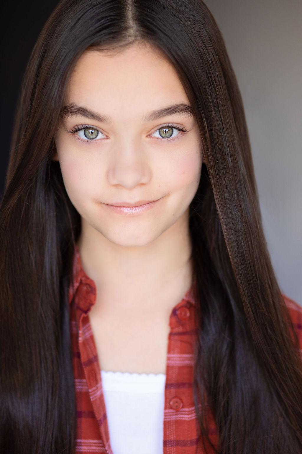 Caroline Skye image