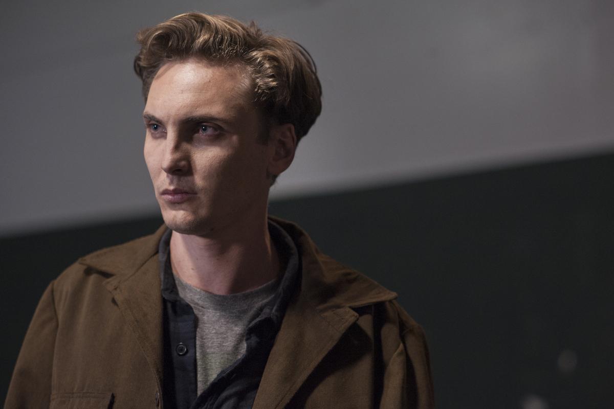Eamon Farren image