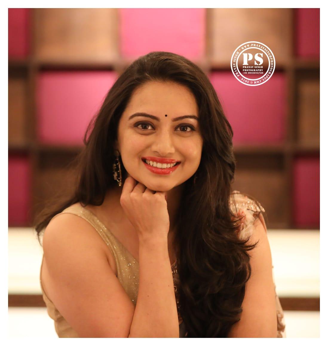 Shruti Marathe image