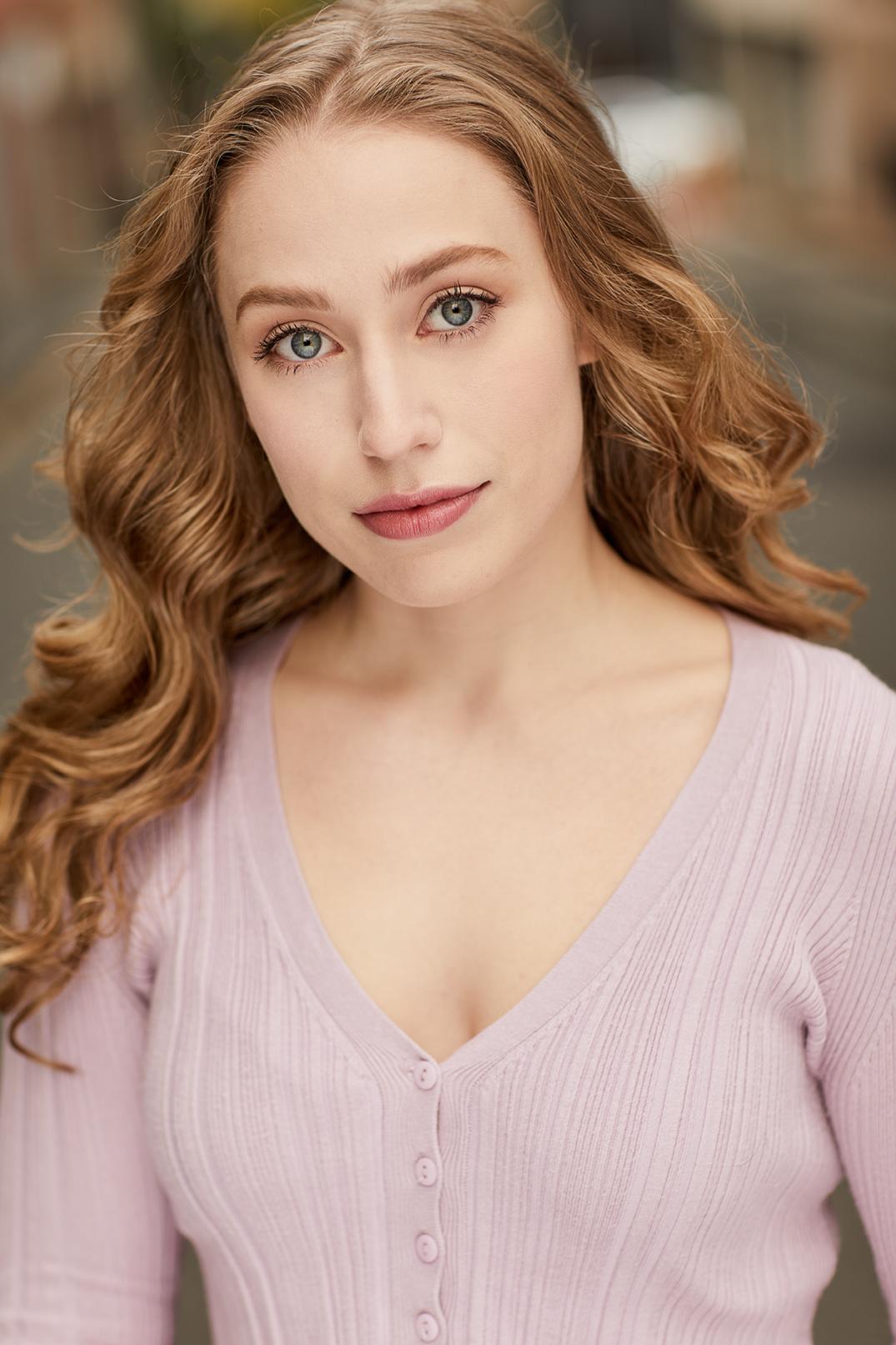 Holly Monks image