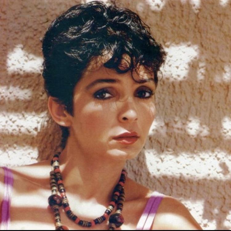Ana Martín image