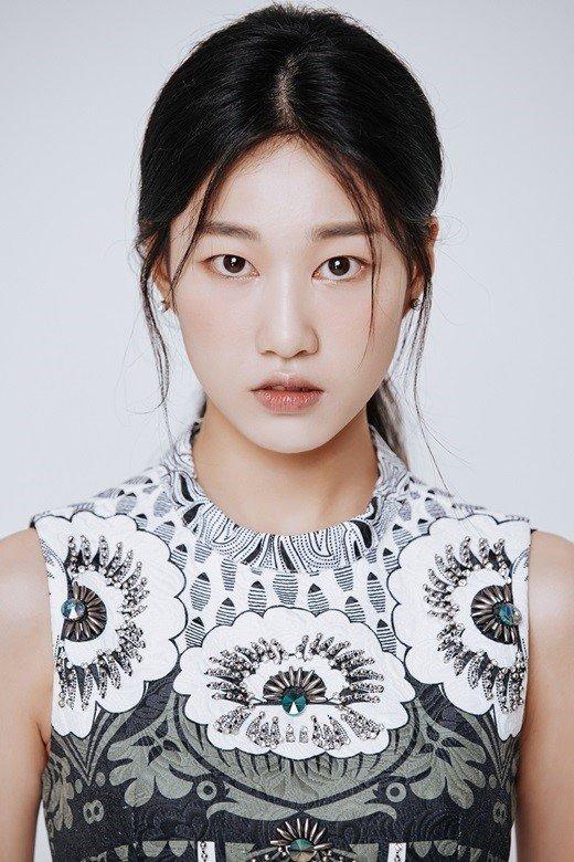 Ha Yoon-kyung image