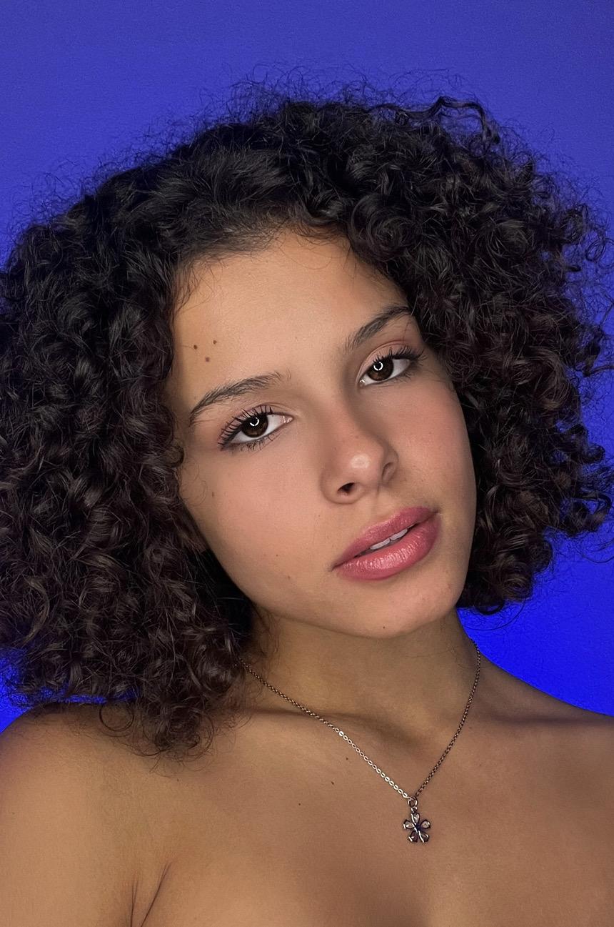 Gabriella Saraivah image