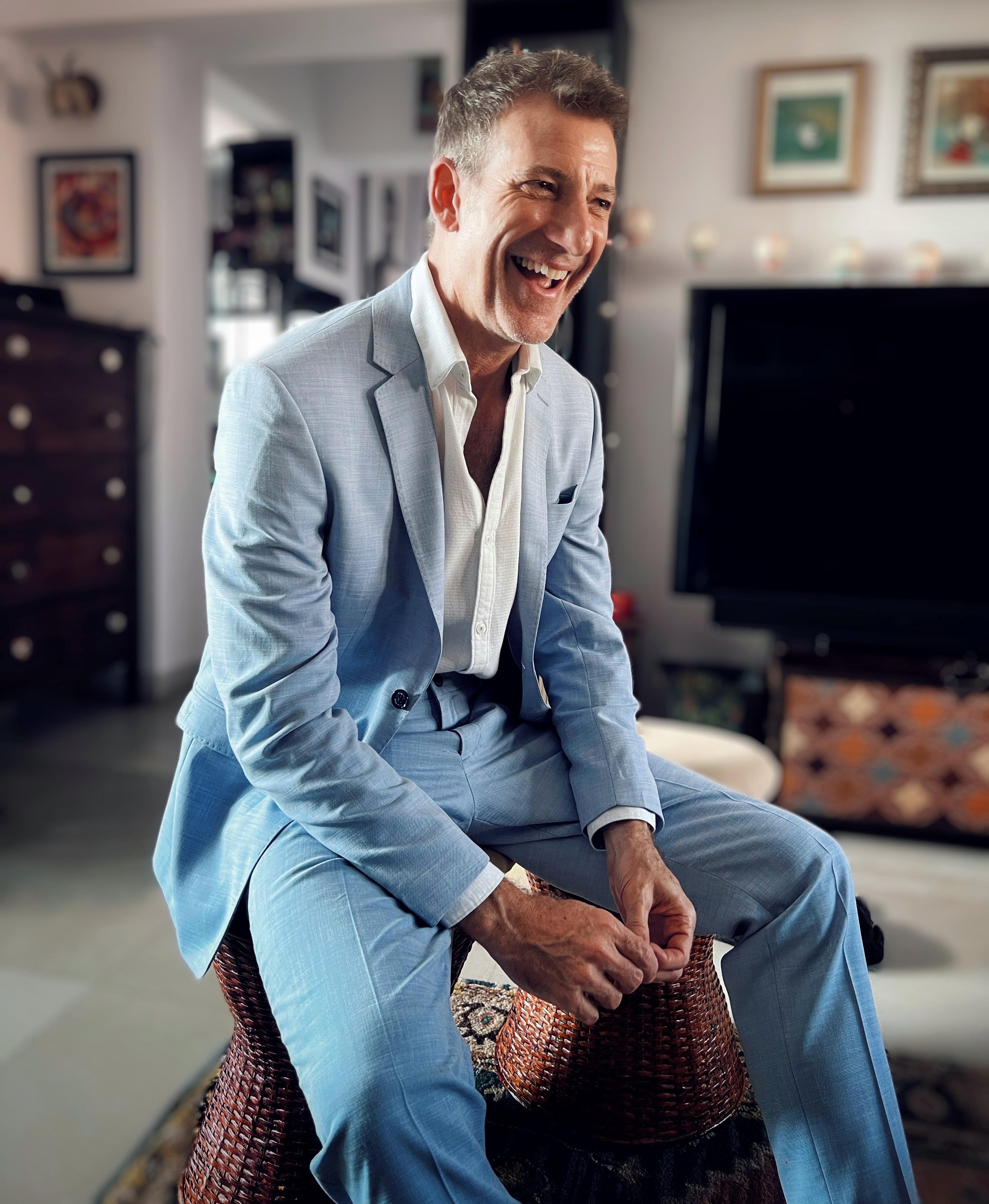 Mark Bennington image