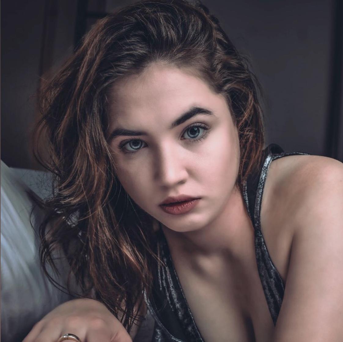 Anna Clary image
