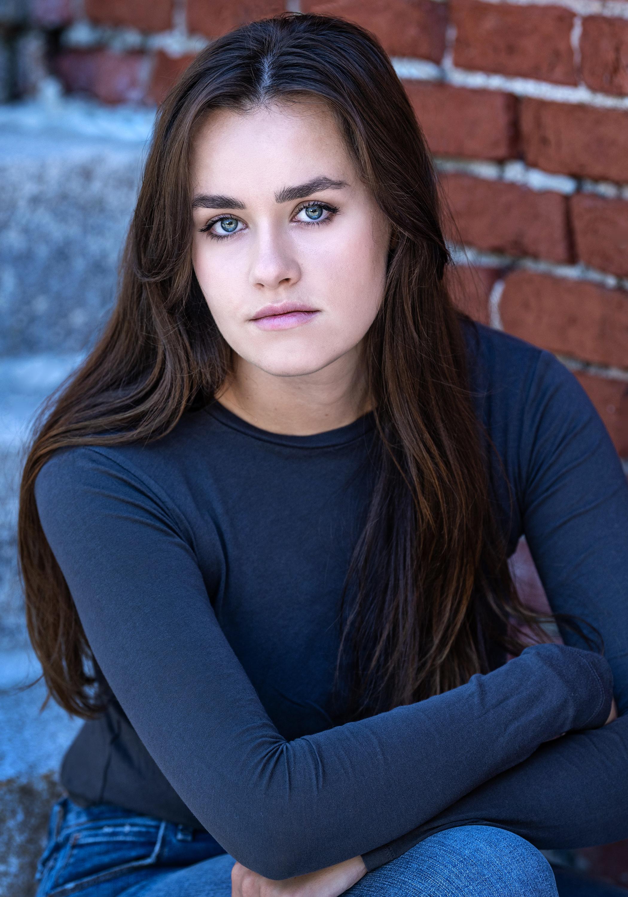 Katie Lewis image