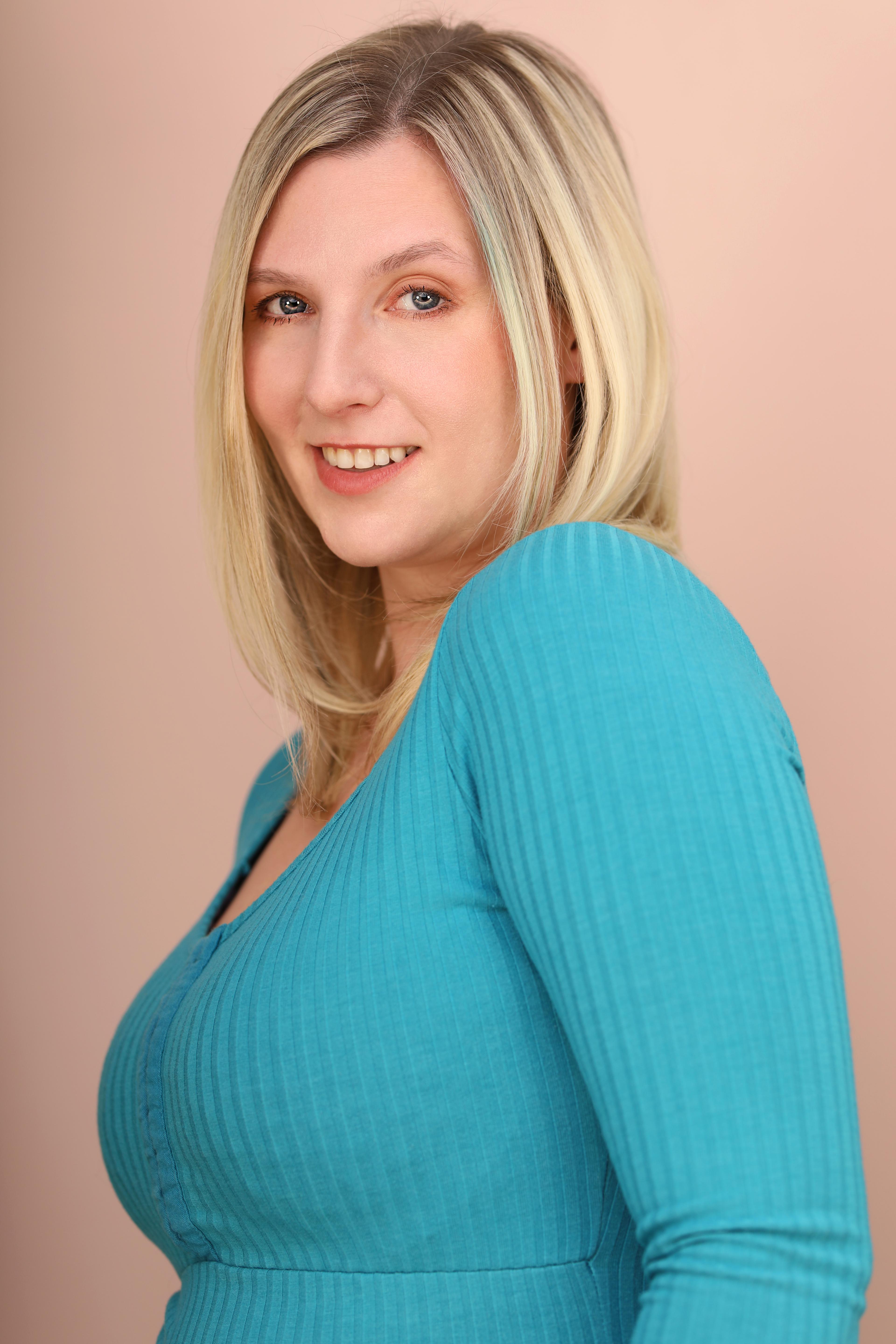 Christina Munn image