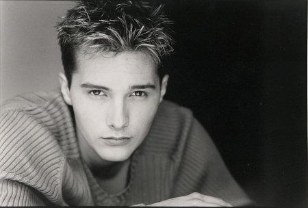 Derek Lee Nixon image