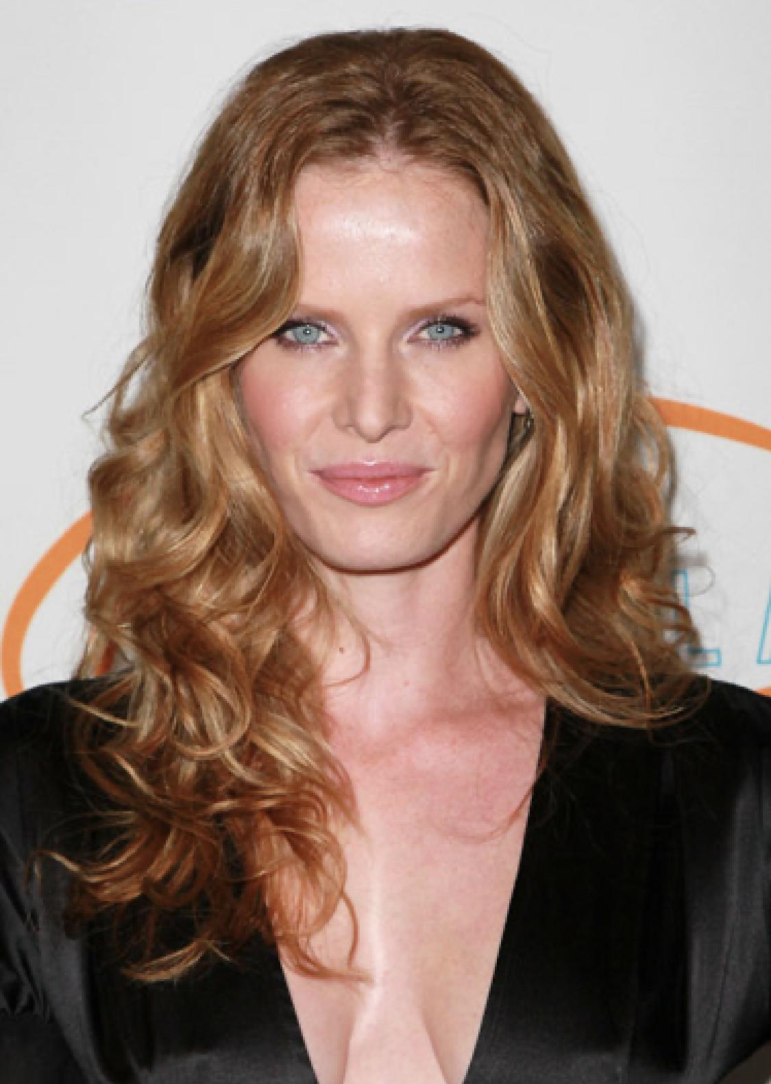 Rebecca Mader image
