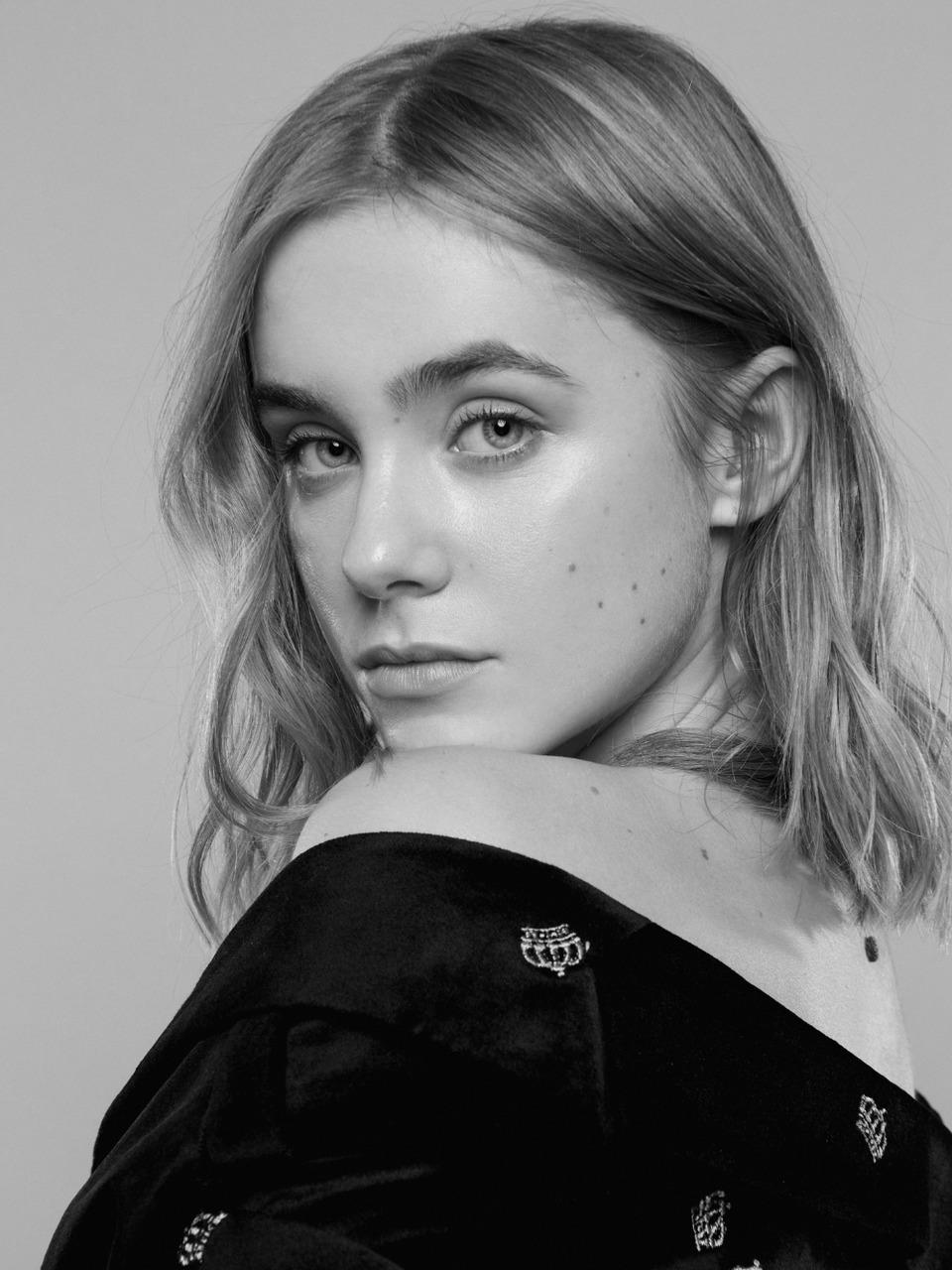 Clara Galle image