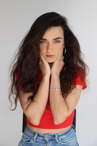 Einat Holland image